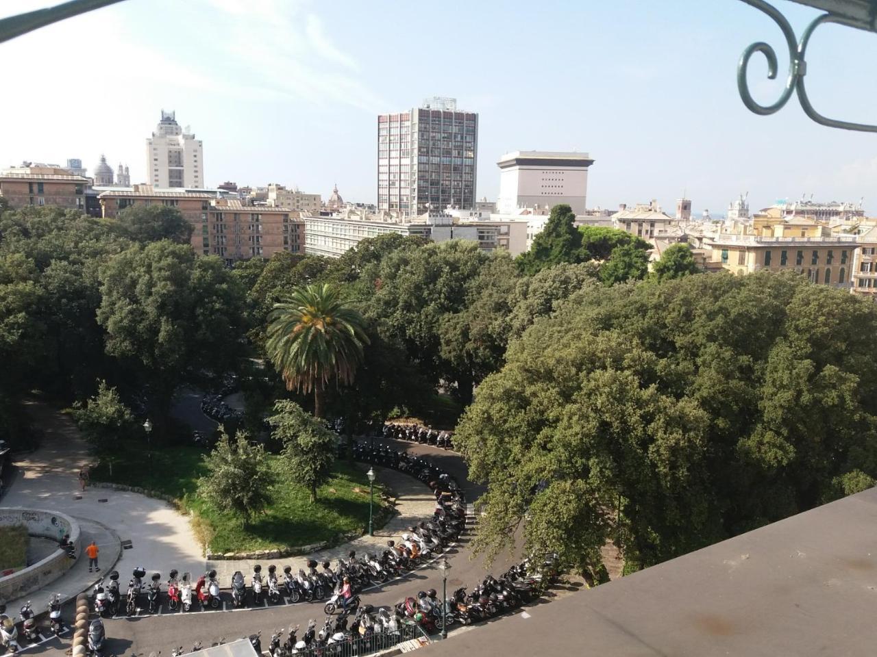 Vo Al Guest House Genova Center ภายนอก รูปภาพ